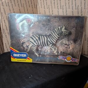 Breyer Zebra Figurine Collection Box